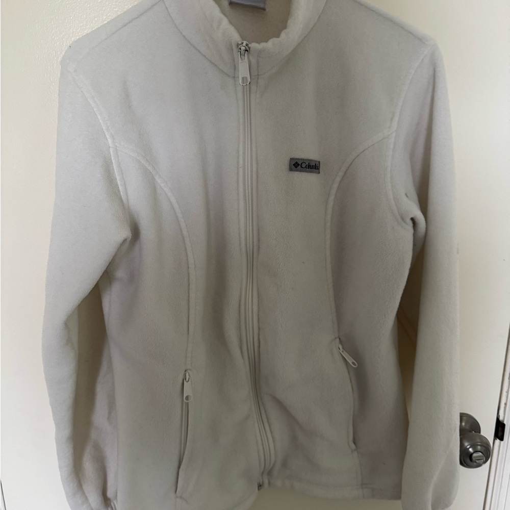 Columbia Soft White Fleece Outerwear